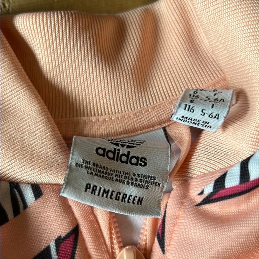 Adidas Girls Pink Geometric Stripe Jacket, Size 5-6 - Picture 2 of 3